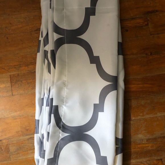 Melodieux off white with grey pattern 42 x 86 inches two panel curtains - Picture 3 of 4